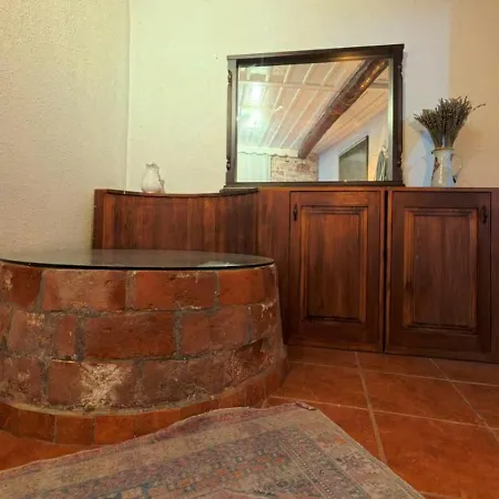Mimosa House Bed and Breakfast Ayvalı
